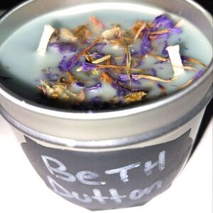 HAND crafted CANDLE-BETH DUTTONLIMITED EDITION